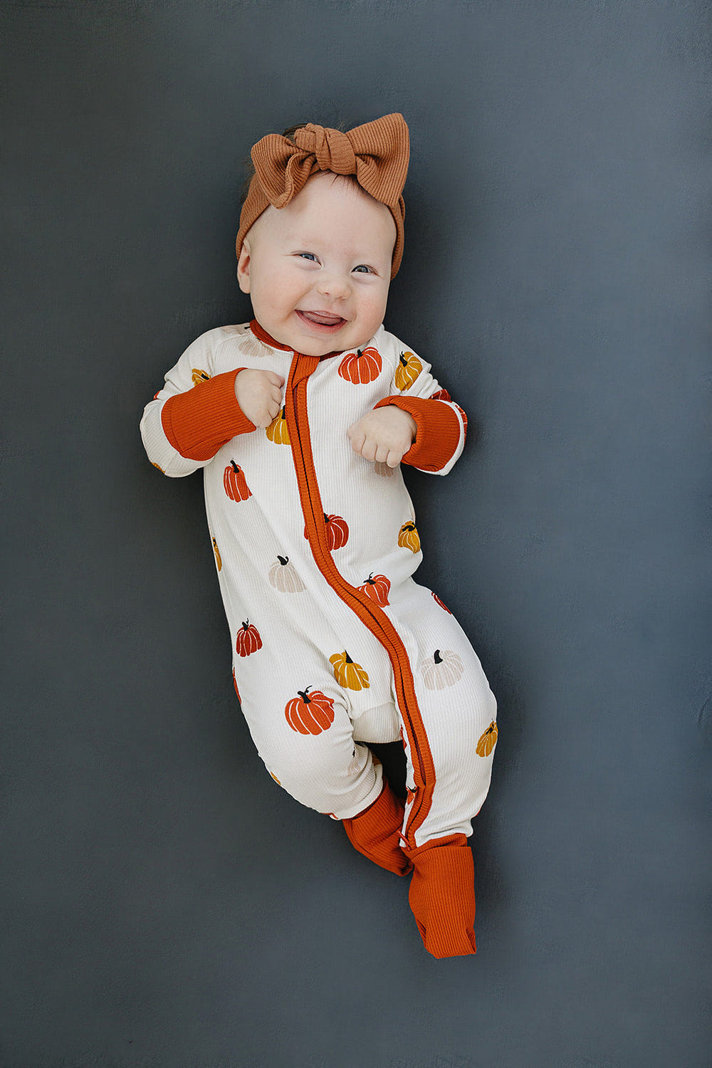 Harvest Bamboo Zipper: Soft, eco-friendly zip pajamas for babies, perfect for comfort and easy dressing.