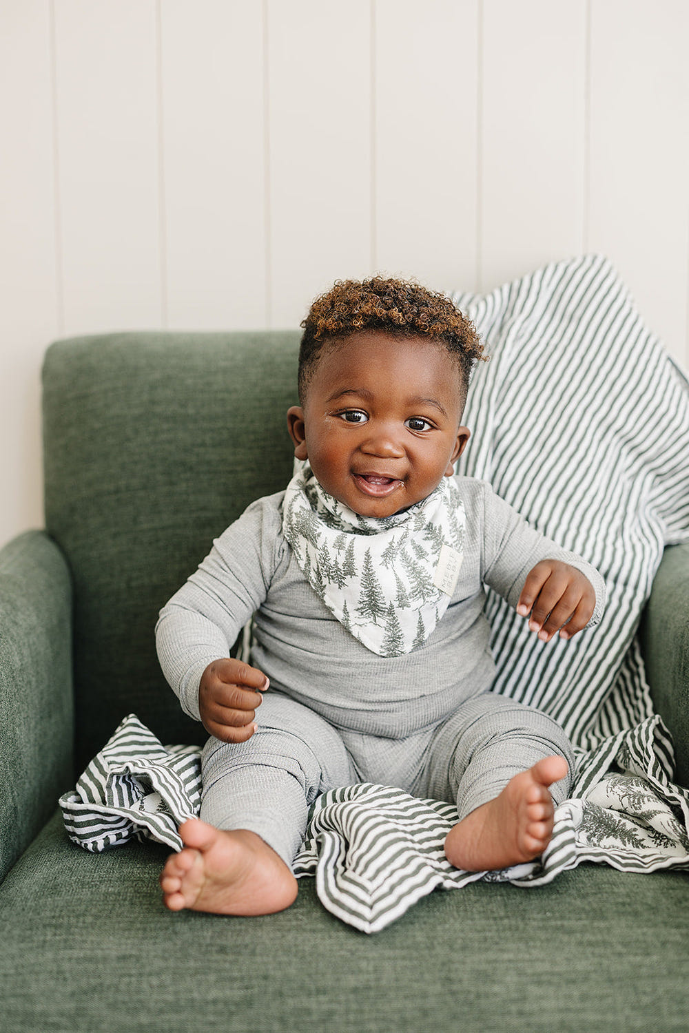Forest Classic Muslin Bib for babies, soft and stylish, perfect for mealtime messes.