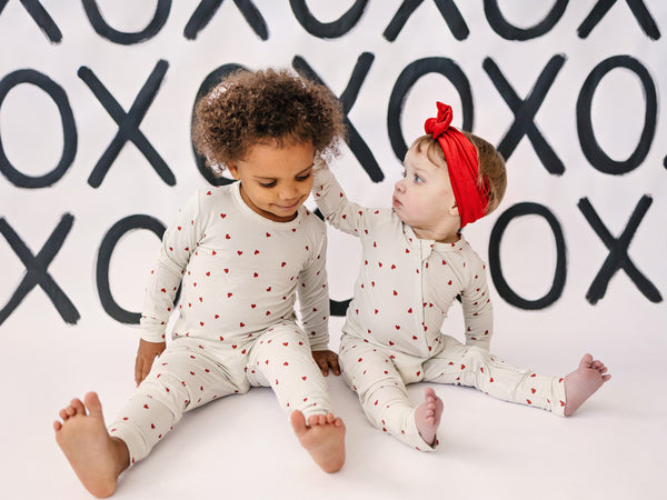 Tiny Hearts 2pc Bamboo Pajamas for babies, soft and breathable bedding for a comfortable sleep.