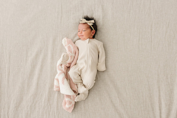 Pink Bow Plush Blanket