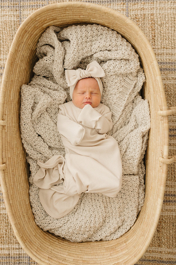 Cream Ribbed Bamboo Knot Gown - MOOGCO Baby