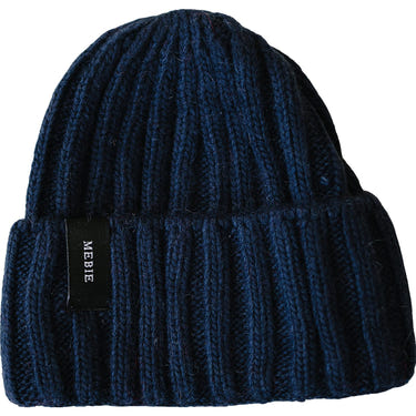 Navy chunky knit beanie for babies, stylish and warm winter accessory.