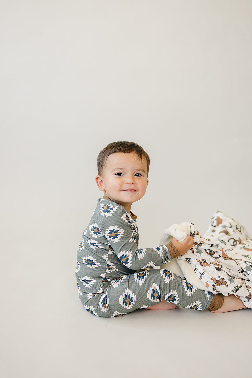 Southwest Aztec Ribbed Bamboo Cozy Set for babies - stylish two-piece set in soft, breathable fabric.