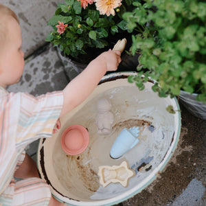Space Mold Free Bath Play Set for kids, featuring colorful toys for fun and safe bath time play.