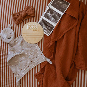 100% Muslin Alpaca Lovey for babies, soft and cuddly, perfect for comfort and security.