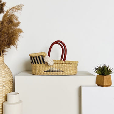 Artisan Sky Mini Moses Basket - Cozy and stylish baby sleeping solution for your little one.