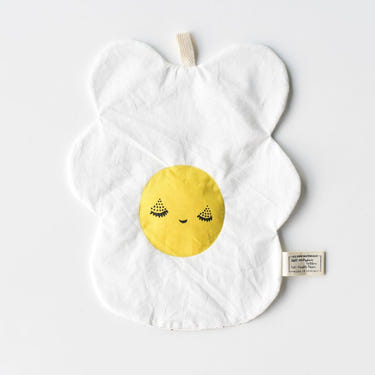Organic Crinkle Toy Egg - Soft, safe, and colorful sensory toy for babies, perfect for playtime and development.