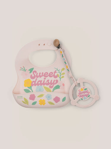 Bib and Teether Baby Bundle - Sweet Daisy, perfect for mealtime and teething relief for your little one.