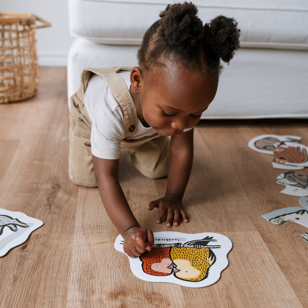Beginner puzzles featuring cute pets, perfect for toddlers to enhance problem-solving skills and hand-eye coordination.