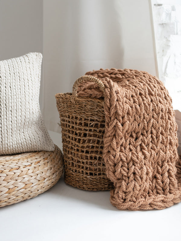 Chunky Knit Blanket in Beige