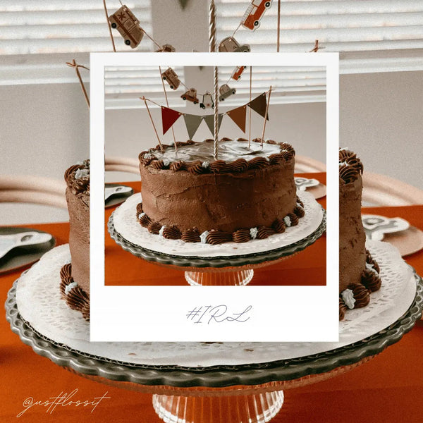 Car Cake Banner – Mini Car & Pennant Garland Topper