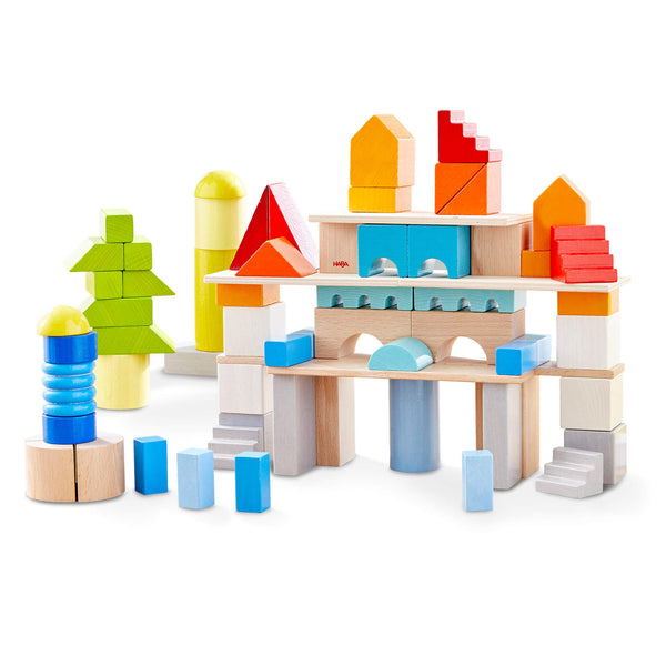 Colored wooden building blocks set - 85 pieces for creative play and architectural fun for babies and toddlers.
