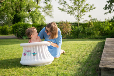Cupcake Babies Big Bath White & inflator (suitable from 1 year up to 8 years)