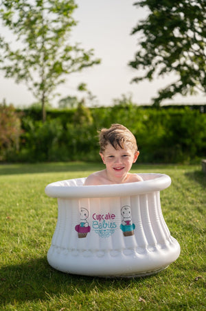 Cupcake Babies Big Bath White & inflator (suitable from 1 year up to 8 years)