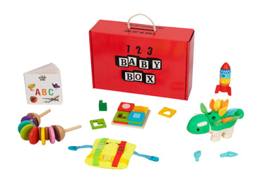 Montessori Educational Box for toddlers 22-24 months, featuring engaging activities and soft blankets for learning playtime.