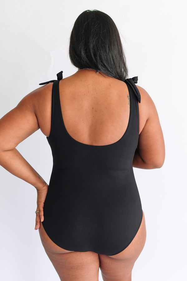 One Piece Tie Shoulder Breastfeeding Swimsuit 2026
