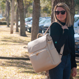 The Hands-free Diaper Bag: Backpack