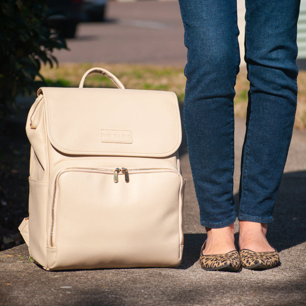 The Hands-free Diaper Bag: Backpack