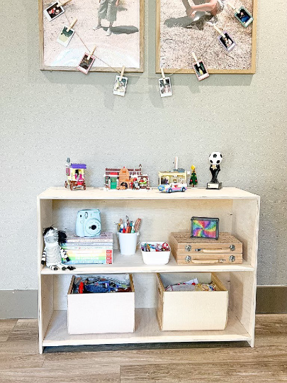 JAMES- Toy Shelf