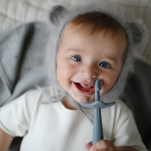 Star Training Toothbrush for babies, designed for easy grip and gentle cleaning at angle 6. Perfect for early oral care.