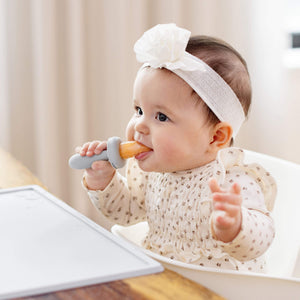 Ice tray for Baby-Led™ Gumline Feeder, perfect for making healthy, frozen baby food snacks.