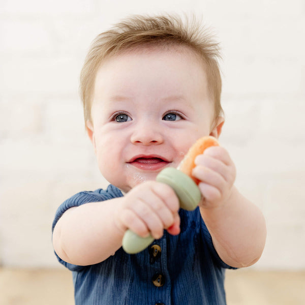 Ice tray for Baby-Led™ Gumline Feeder, perfect for making healthy, fun snacks for your little one.