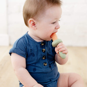 Ice Tray for Baby-Led™ Gumline Feeder, perfect for creating healthy, fun snacks for your little one.