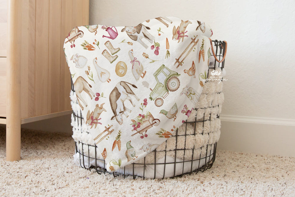 Vintage Baby Animals Farm blanket, soft and cozy for infants, perfect for nursery decor and comfort.