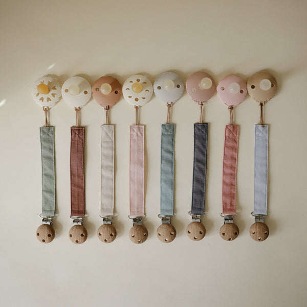 Mushie Linen Pacifier Clip 2-Pack linen clips faux wood clasp