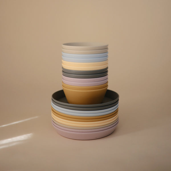 Round Dinnerware Plates