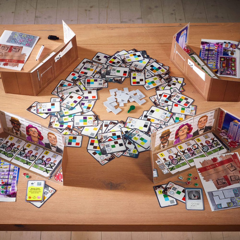 "Royal Star Casino Burglary strategy game - The Key, perfect for family fun and engaging gameplay."