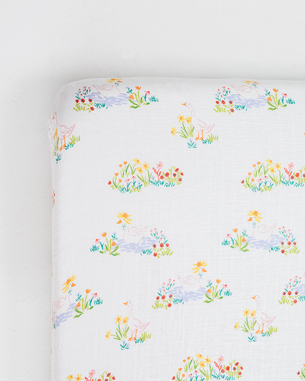 Garden Goose Crib Sheet - MOOGCO Baby