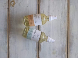 Noleo Gentle Baby Oil: Natural massage oil that relaxes your baby and gently nourishes skin. 4oz glass bottle