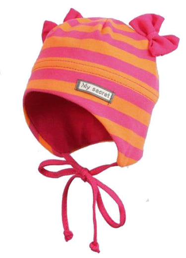 Cute Anielka girls' beanie hat in soft fabric, perfect for stylish warmth and comfort.