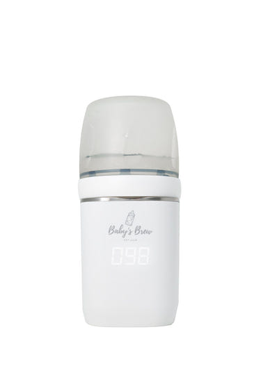 Haakaa Bottle Adapter for easy feeding with breast pumps and bottles, perfect for on-the-go parents.