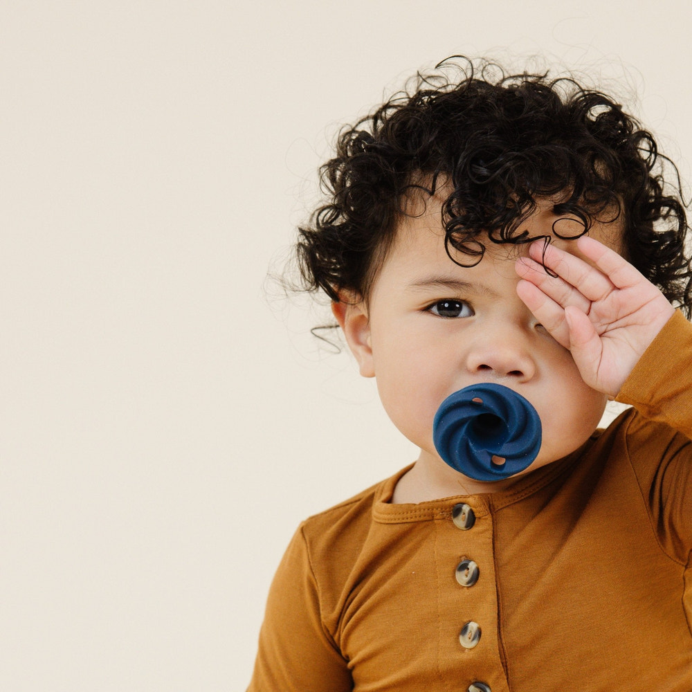 Holland Classic - Peach/Navy - MOOGCO Baby