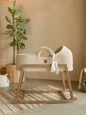 Standard Moses Basket with Round Hood
