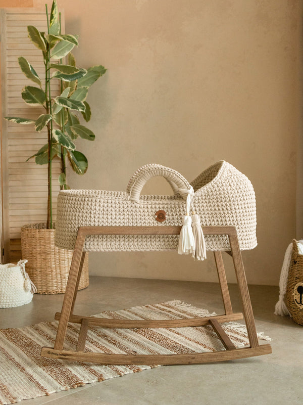 Standard Moses Basket with Round Hood