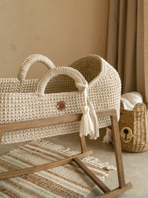 Standard Moses Basket with Round Hood