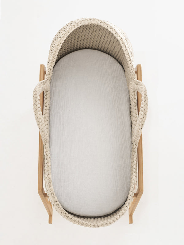 Standard Moses Basket with Round Hood