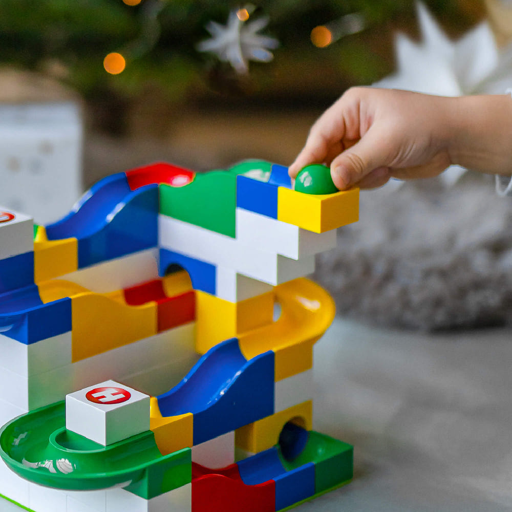 Hubelino Basic Building Box Set - Colorful marble run building blocks for creative play and development.