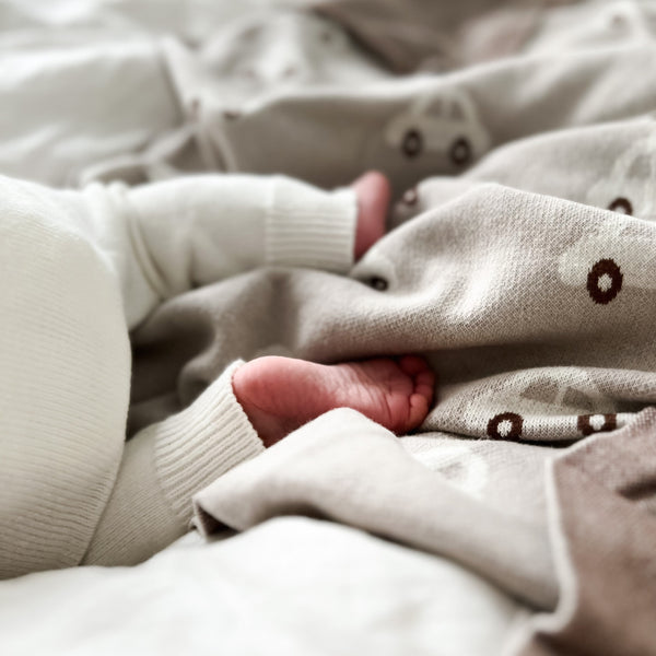 100% Cotton Luxury Knit Car Swaddle Blanket - MOOGCO Baby