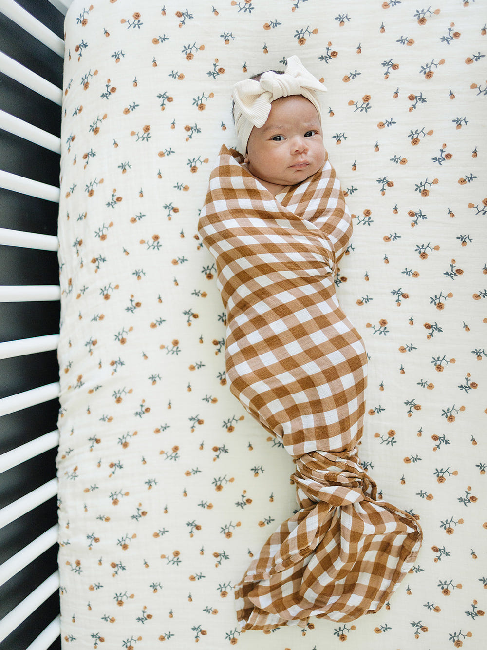 Cream Floral Muslin Crib Sheet - MOOGCO Baby