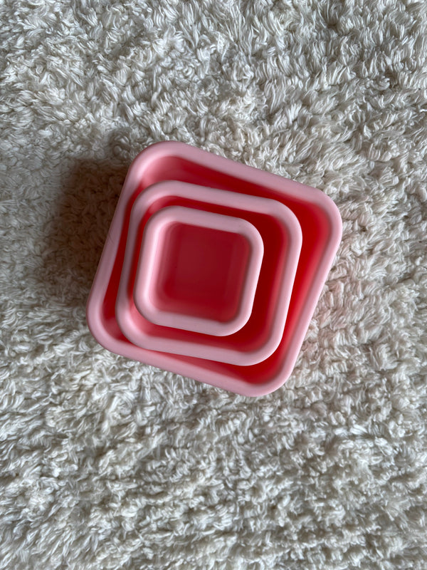 Silicone Bento Box Set of 3 for baby food storage and on-the-go meals, shown from angle 13.