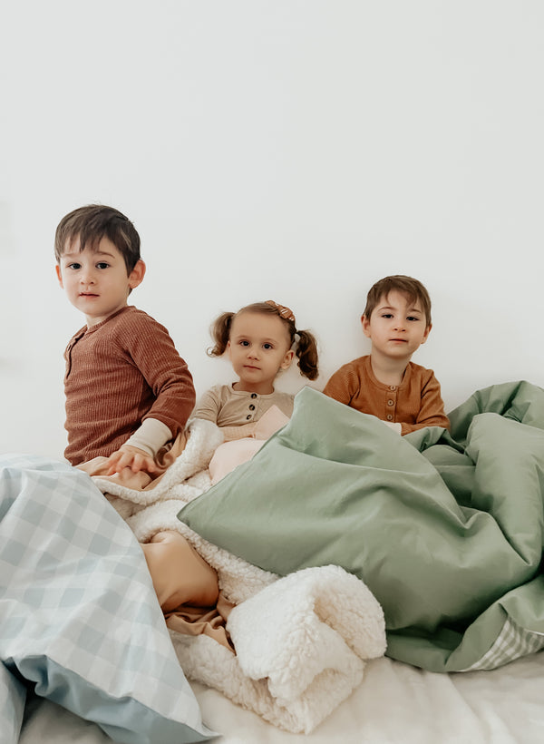 Chestnut Gingham Quilted Blanket