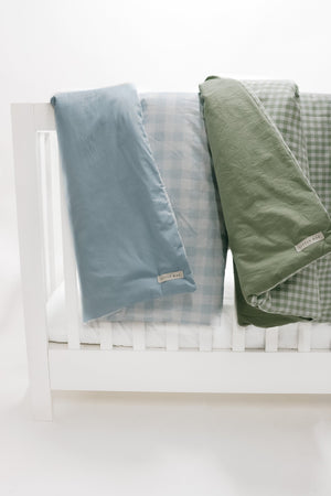 Ivy Gingham Quilted Blanket