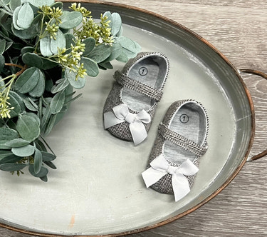 Chevron Flats for babies - stylish and comfortable shoes for little feet.
