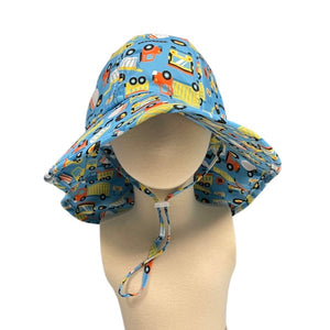 Beep Beep Hat for babies - cute and cozy headwear in vibrant colors, perfect for keeping little ones warm and stylish.