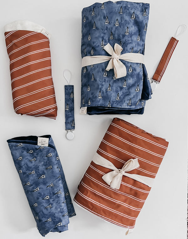 Sandstone Pacifier Clip