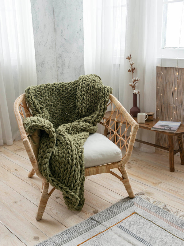Chunky Knit Blanket in Khaki